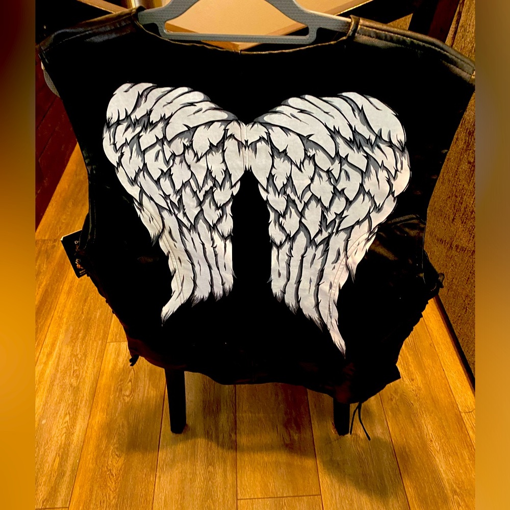 Walking Dead Daryl Dixon Angel Wing Vest